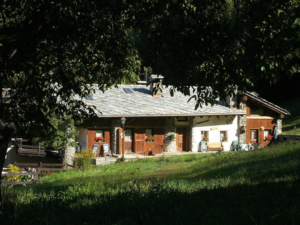 Bed and Breakfast Les Chevreuils Интрод Экстерьер фото